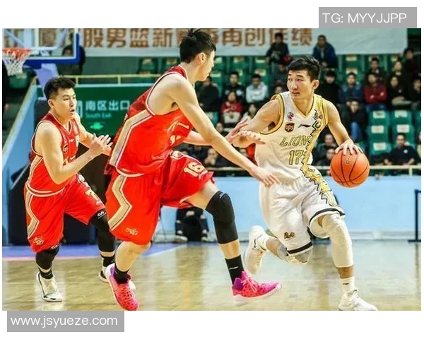 姚明CBA戒指背后的传奇故事与篮球梦想的追求