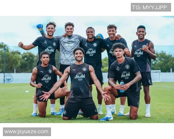 泰国足球明星的崛起与实力解析展现足球魅力与潜力 泰国足球明星的崛起与实力解析展现足球魅力与潜力