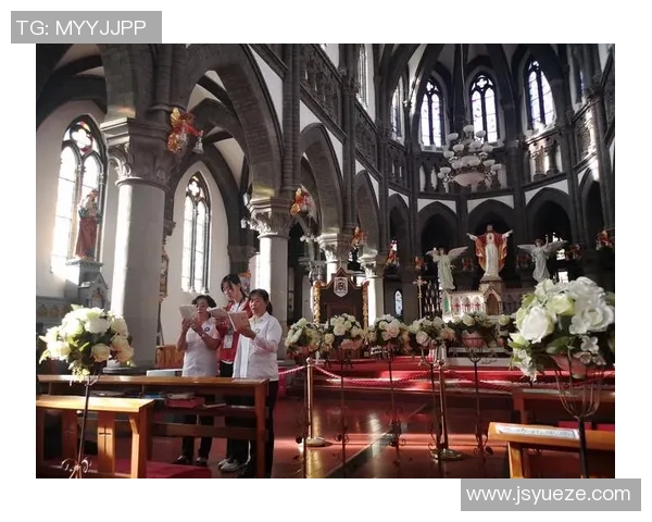 张姓足球明星全景盘点及其成就与影响力分析 张姓足球明星全景盘点及其成就与影响力分析