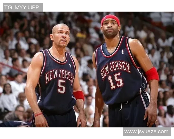 篮球霸主与篮球明星的传奇故事与辉煌成就的全景回顾